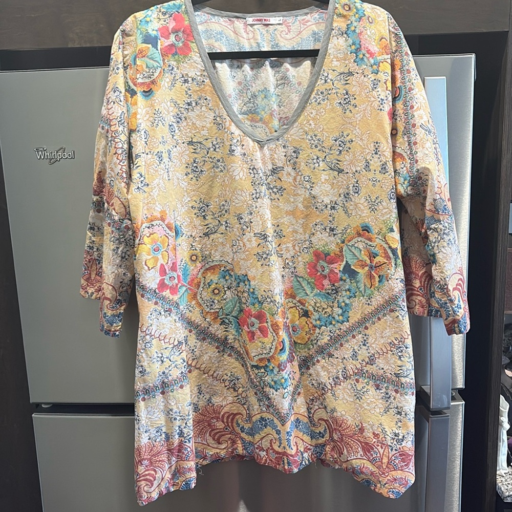 Johnny Was Cream and Blue Graphic Short Sleeve Blouse ** PRICING FIRM**